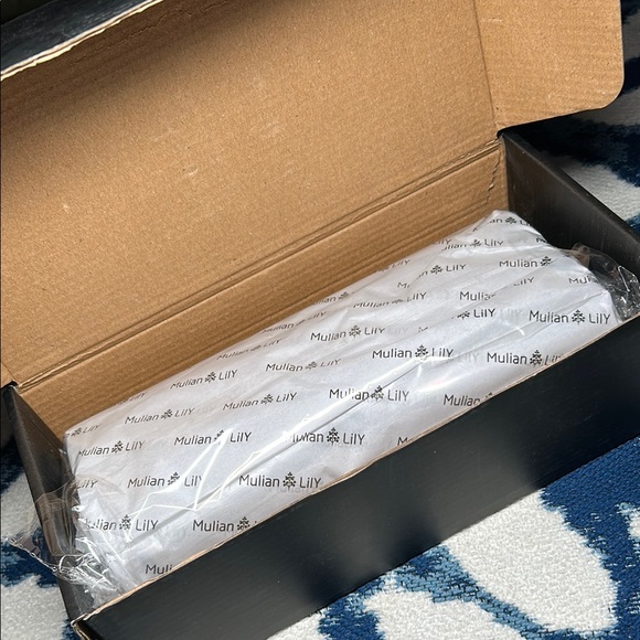 Wicked green fancy going out purse with jewel  details - Picture 15 of 16